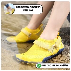 Kids water hiking shoes size 3